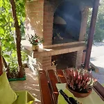 Apartament Ave *