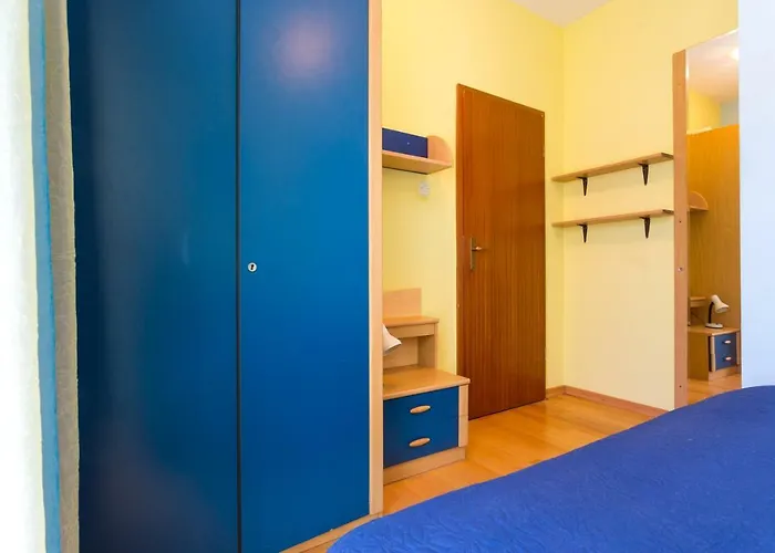 Апартаменты Ave Подстрана