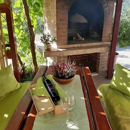 Apartment Ave Podstrana