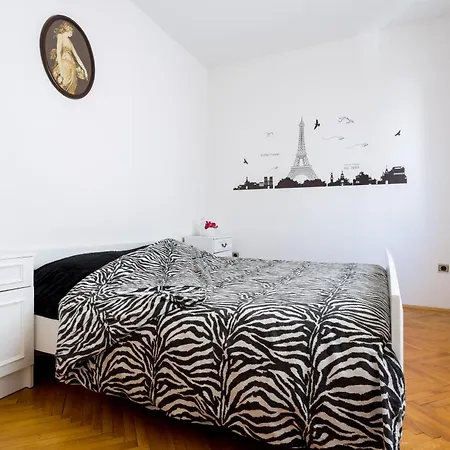 Ave Διαμέρισμα *