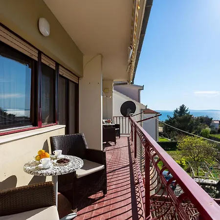 Ave Ποντστράνα